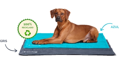 Picture of Freedog Cooling Dog Mat Blue - 100% recycled